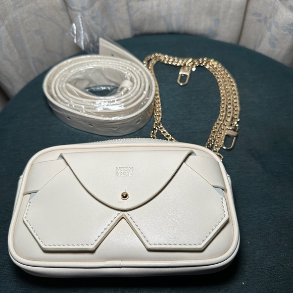 Neon Hope | NEW! BUMBAG & GLASSES CASE IN CREAM - Picture 4 of 8